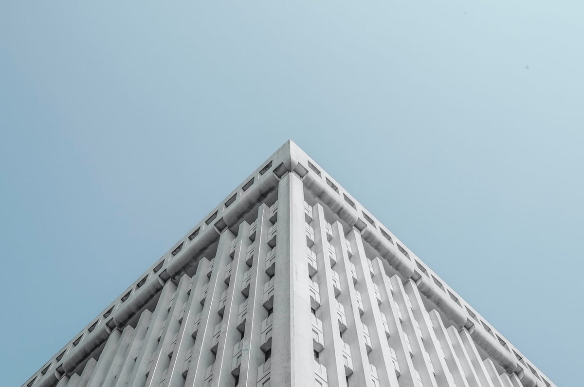 开云体育在线-拜仁封神夜！数据铁幕锁死姆巴佩，欧冠登顶的终极密码